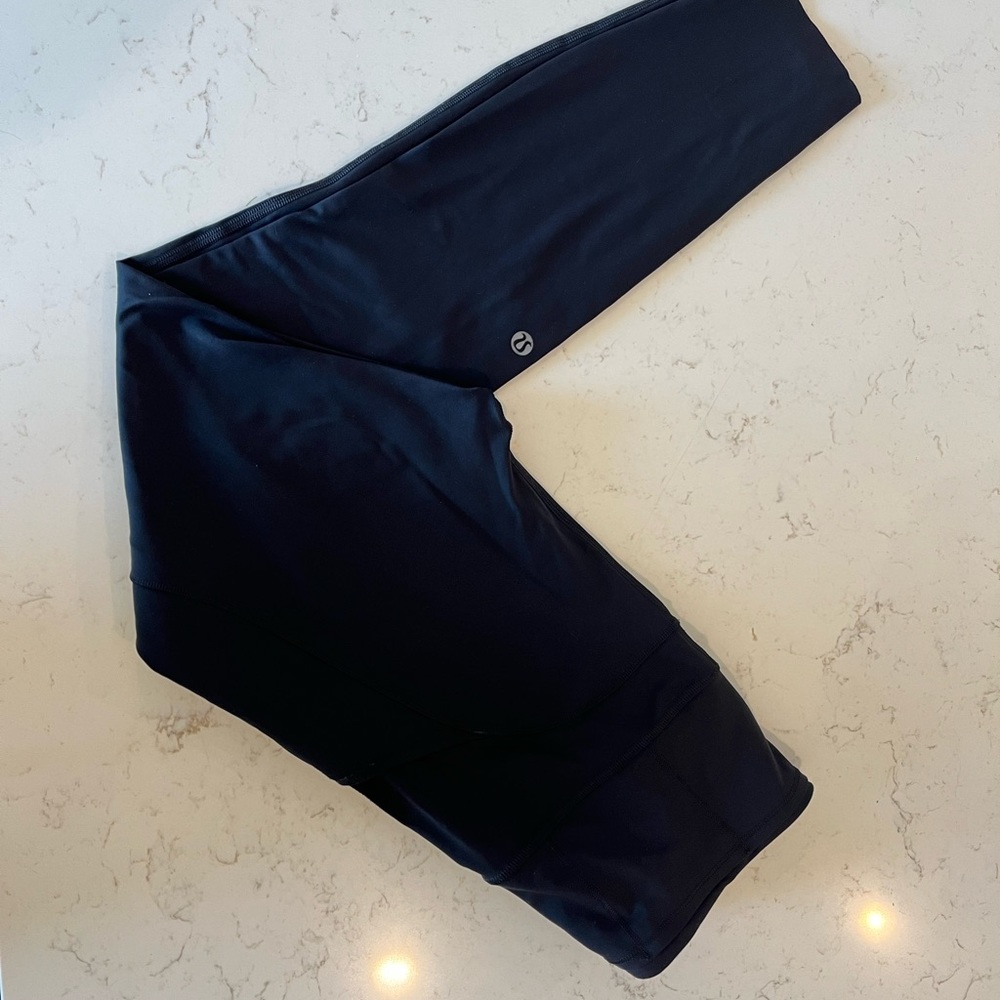 Lululemon Fast and free 7/8 size 6 - Picture 10 of 11